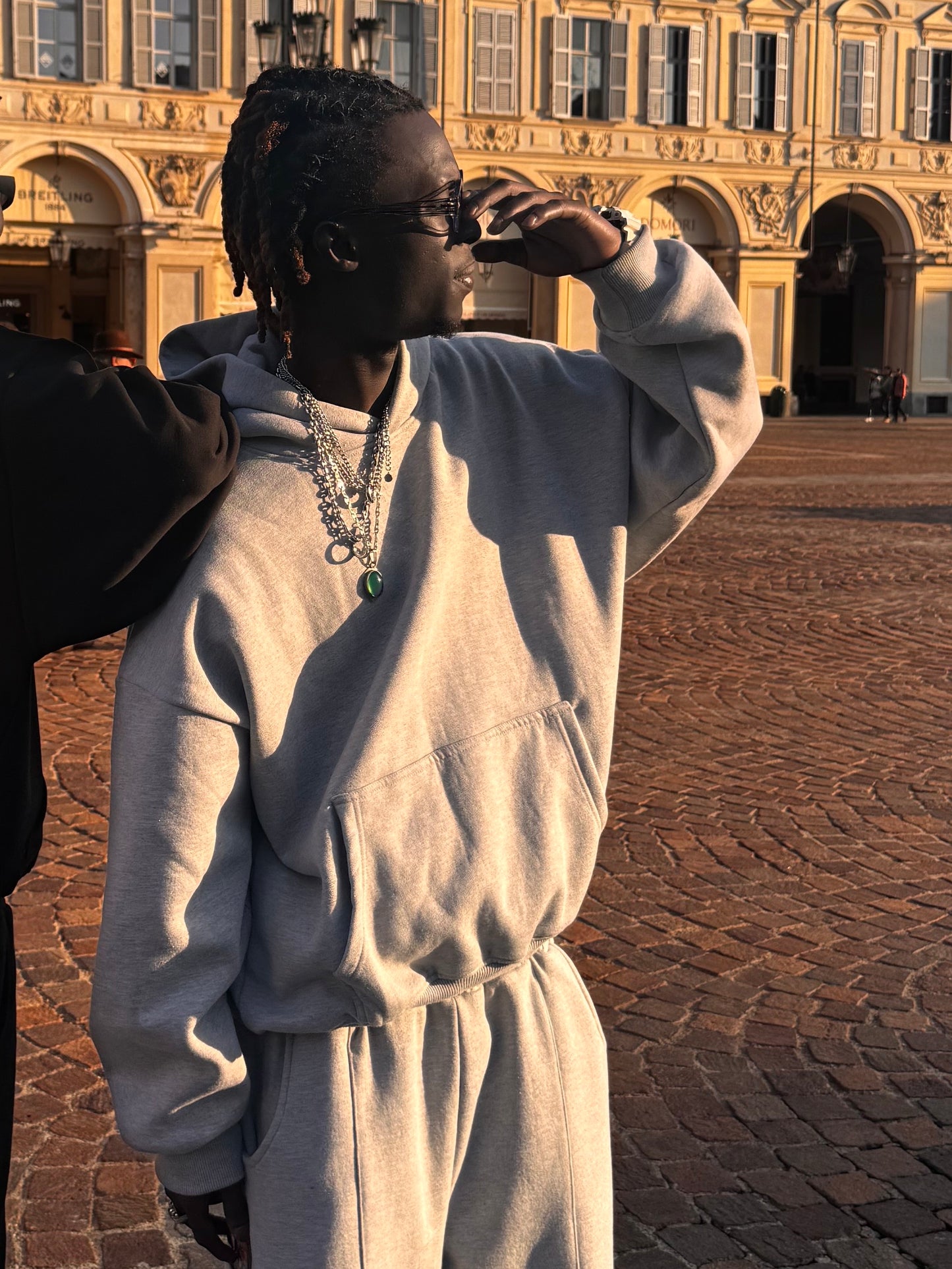 ARCTIC HOODIE